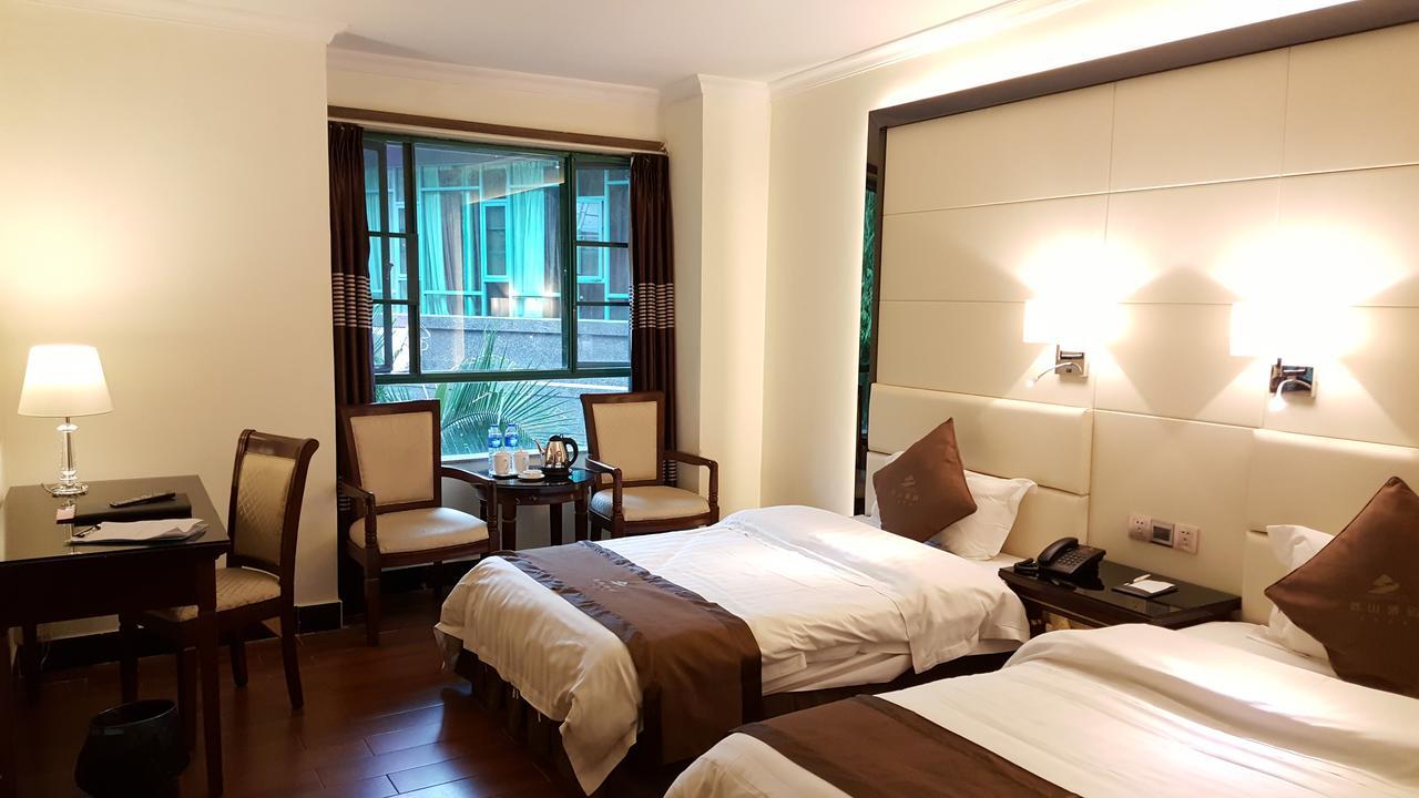 Grand Villa Hotel Гуанчжоу Экстерьер фото