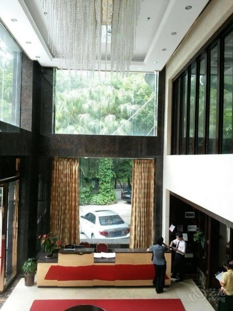 Grand Villa Hotel Гуанчжоу Экстерьер фото