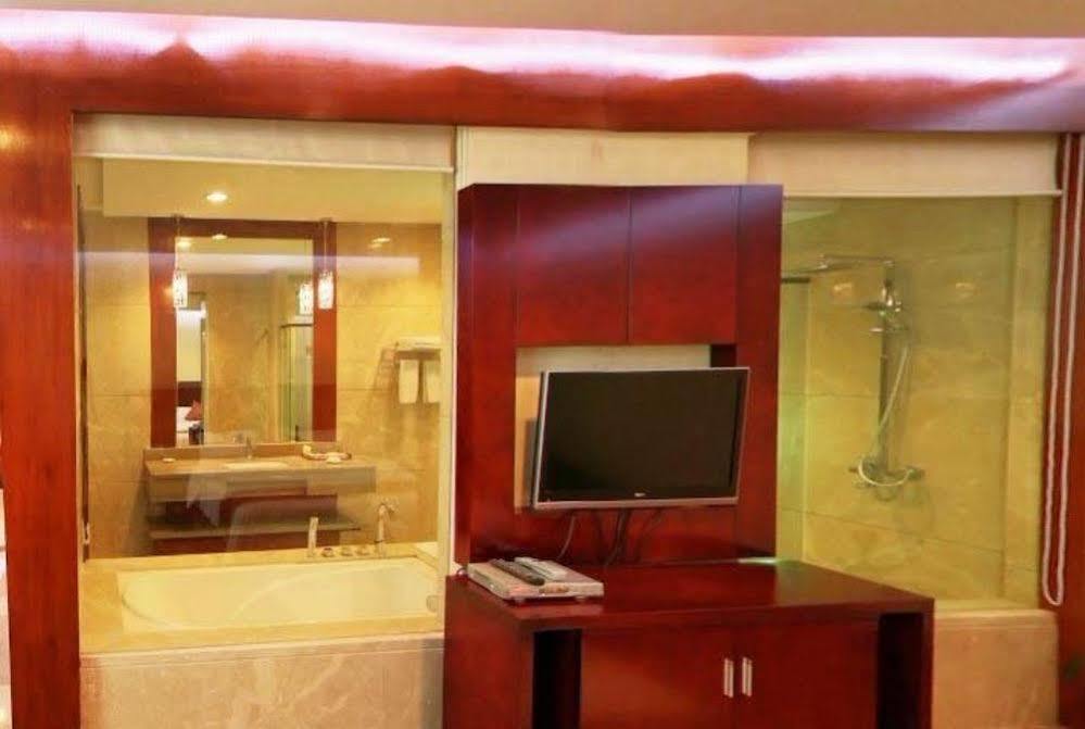 Grand Villa Hotel Гуанчжоу Экстерьер фото